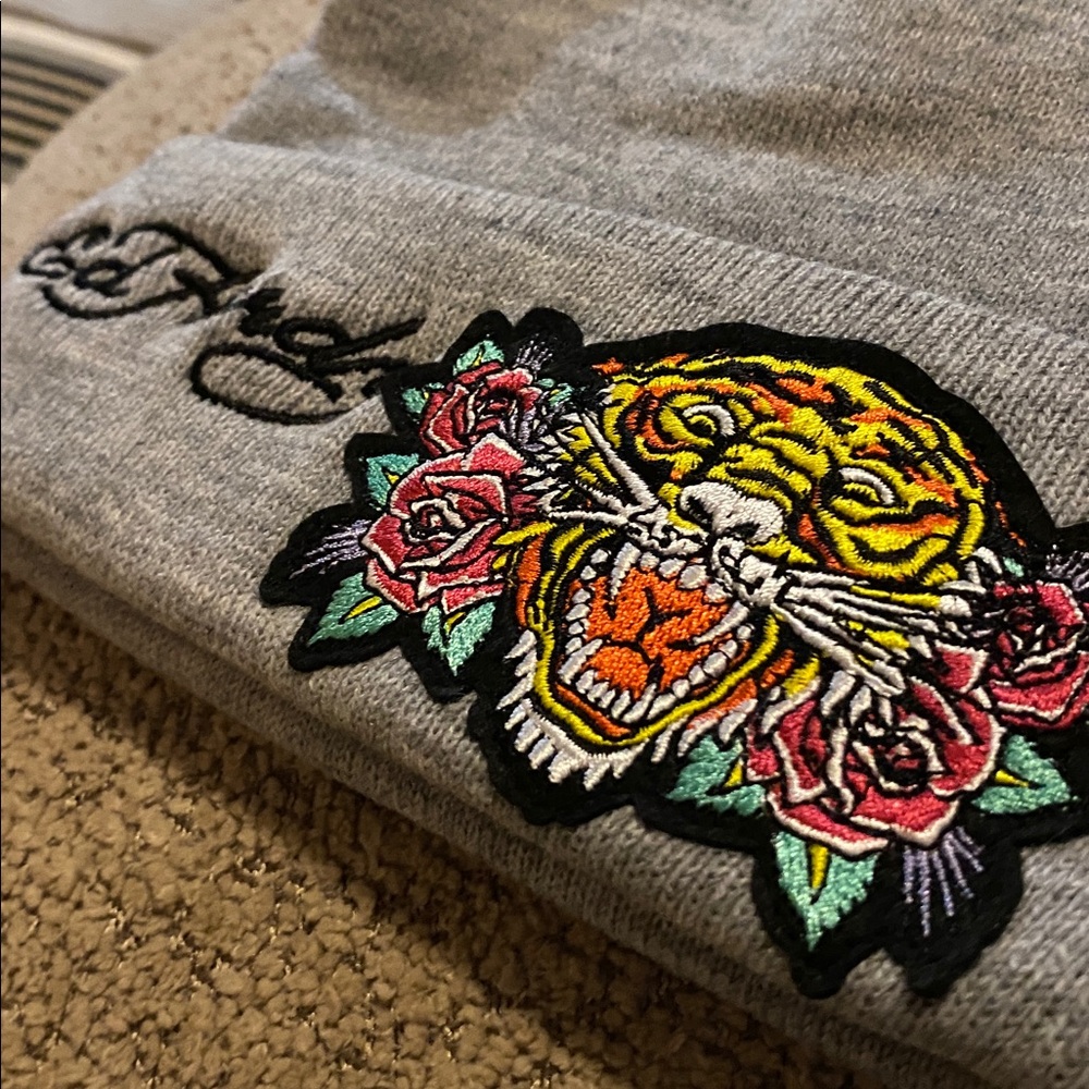 🆕 Ed Hardy Y2K Cuff Beanie Black Cap Hat Unisex Brand New - Picture 7 of 7